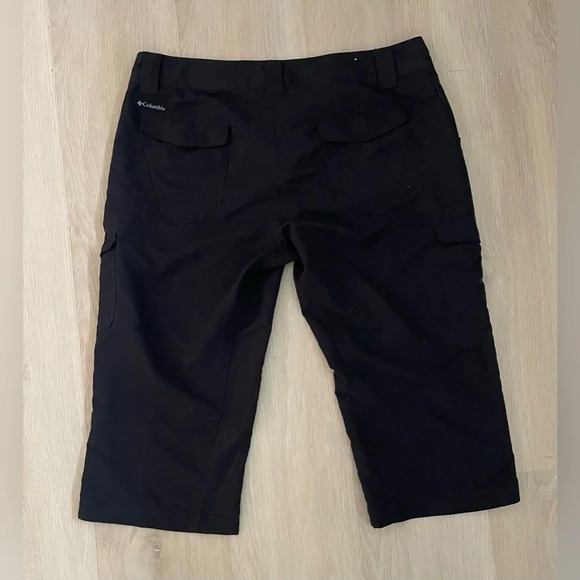 Columbia Sun Protection Shorts - Picture 2 of 5